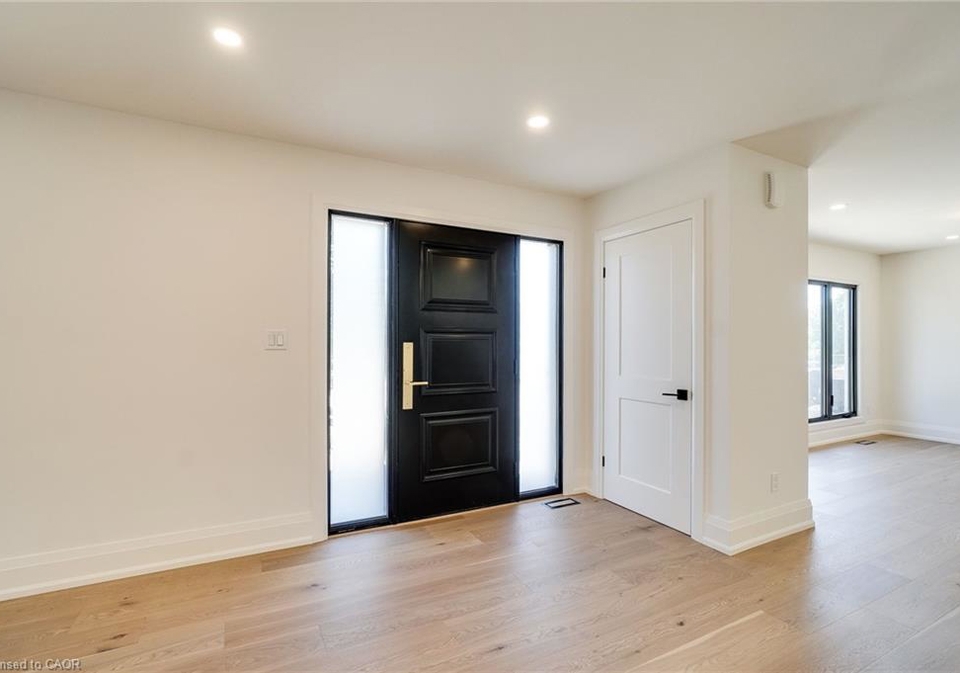 24-royce-avenue-stoney-creek-ontario-40853578