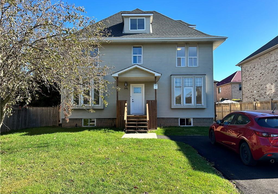 526-fifty-road-stoney-creek-ontario-40853593