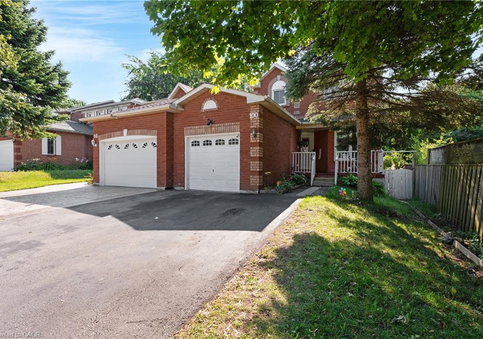 100-anglerock-drive-cambridge-ontario-40853670