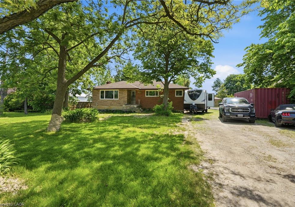 589-glover-road-hamilton-ontario-40853681