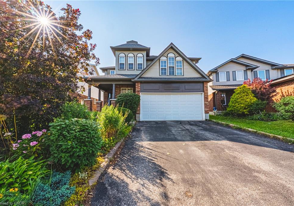 140-country-club-drive-cambridge-ontario-40853696
