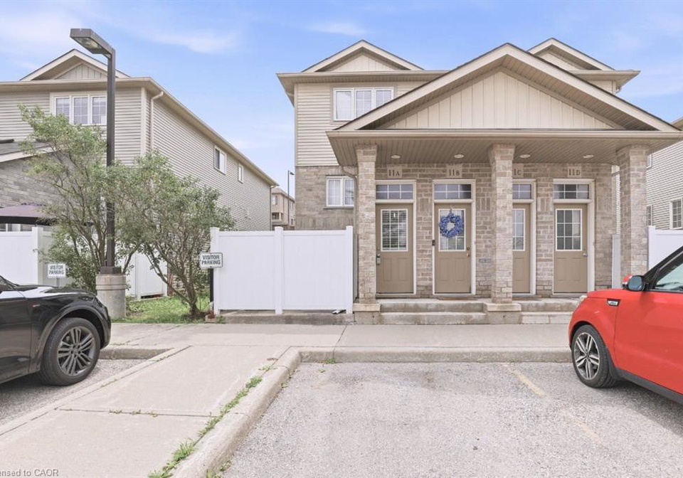 240-westmeadow-drive-kitchener-ontario-40853710