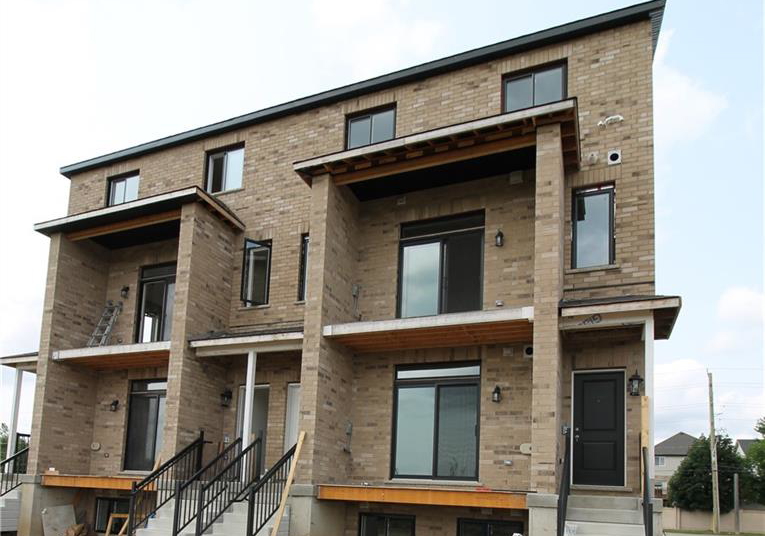 1395-bleams-road-kitchener-ontario-40853720