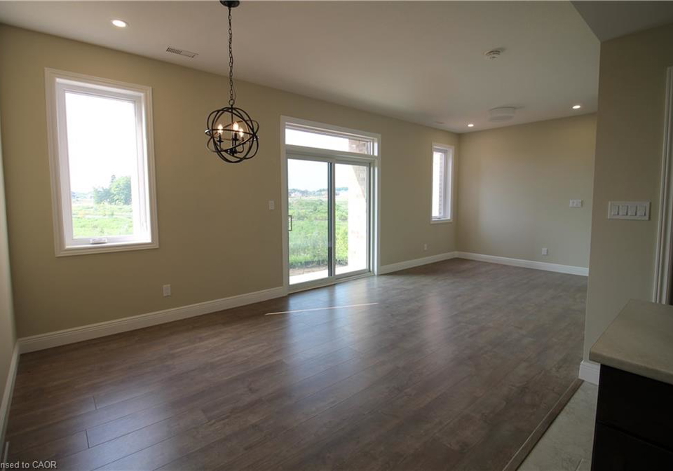1395-bleams-road-kitchener-ontario-40853720