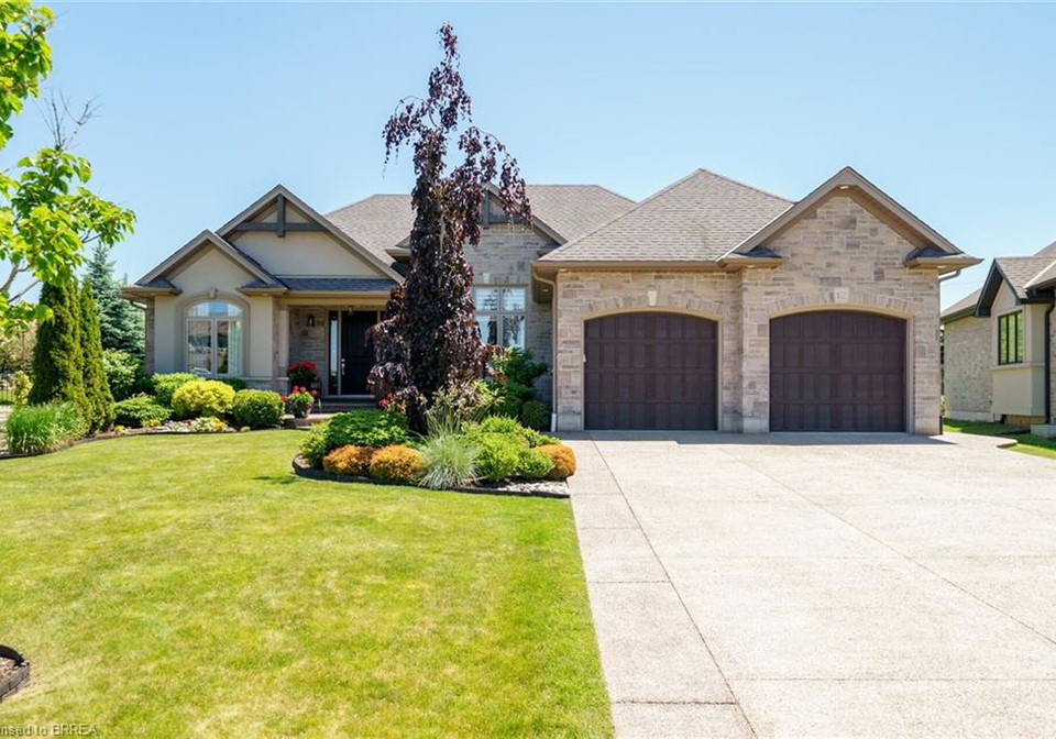 12-ellington-place-brantford-ontario-40853734