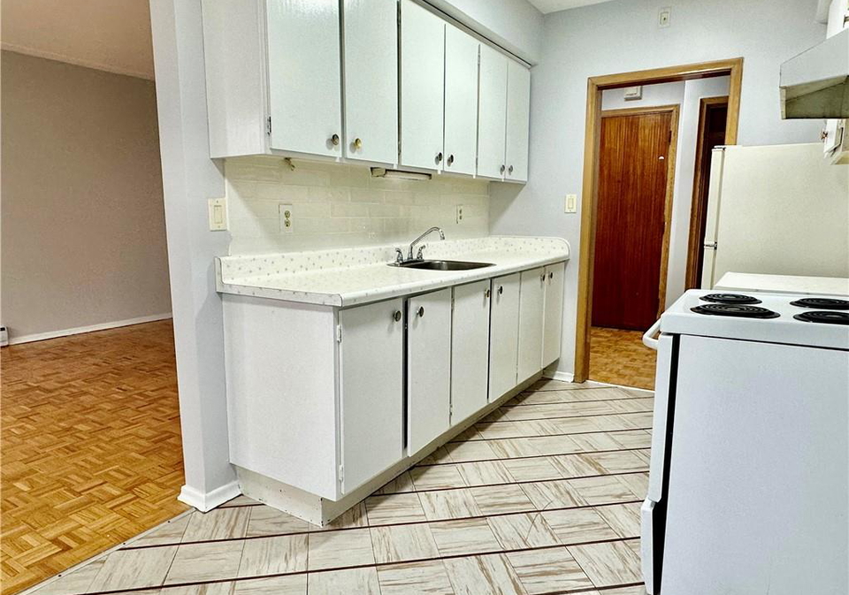 11-woodman-drive-hamilton-ontario-40853751