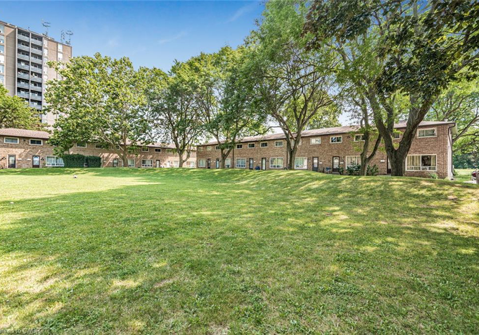 28-riverdale-drive-hamilton-ontario-40853774