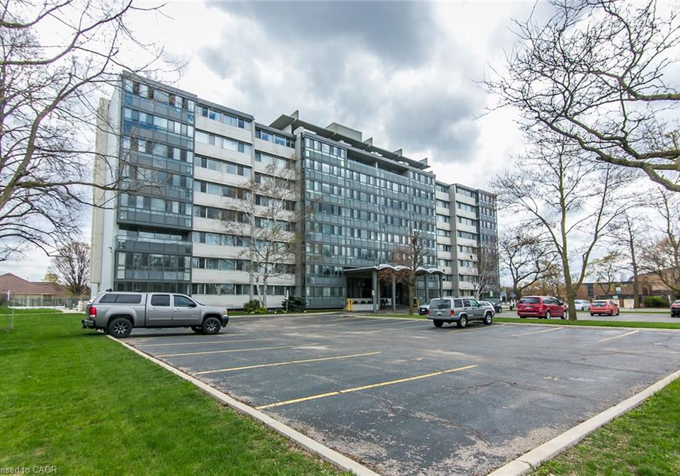 24-midland-drive-kitchener-ontario-40853777