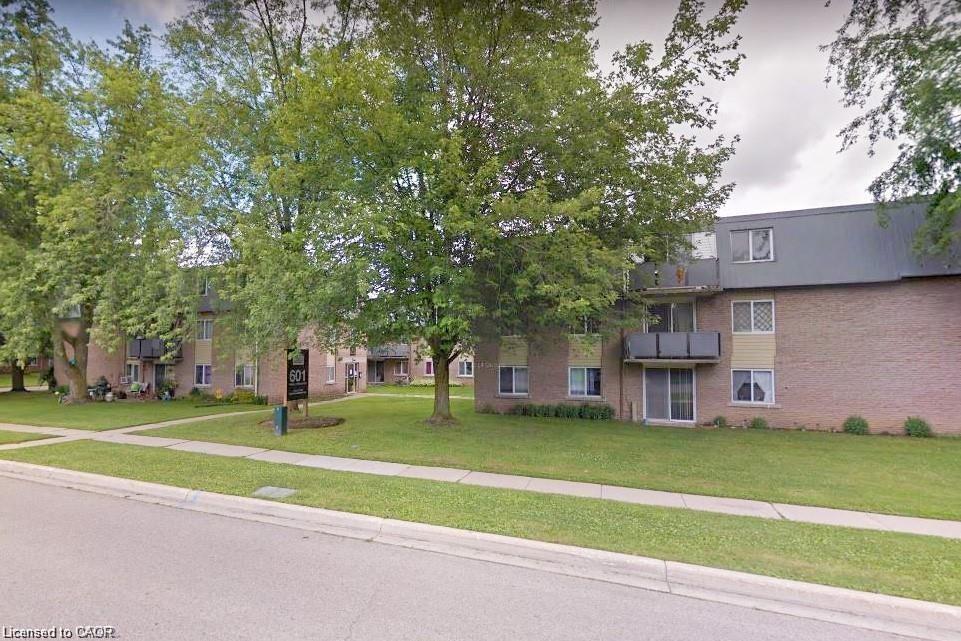 633-barber-avenue-n-listowel-ontario-40853832