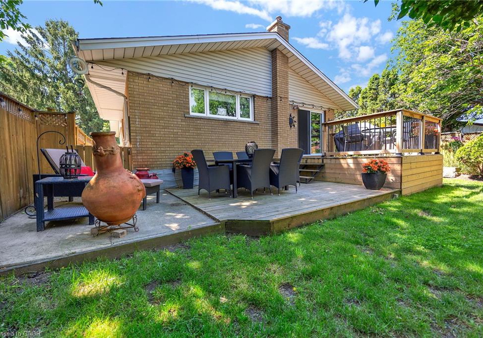 240-willowdale-avenue-waterloo-ontario-40853854