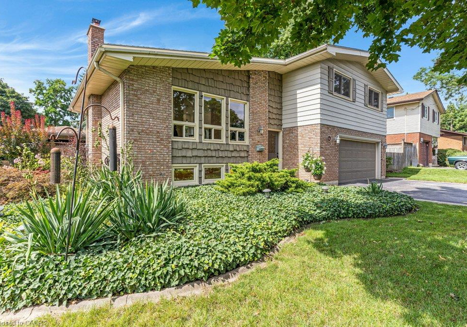 196-abraham-street-cambridge-ontario-40853861