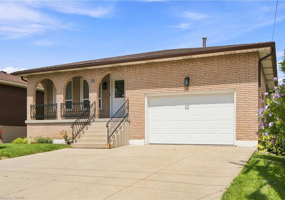 377-carson-drive-hamilton-ontario-40853889