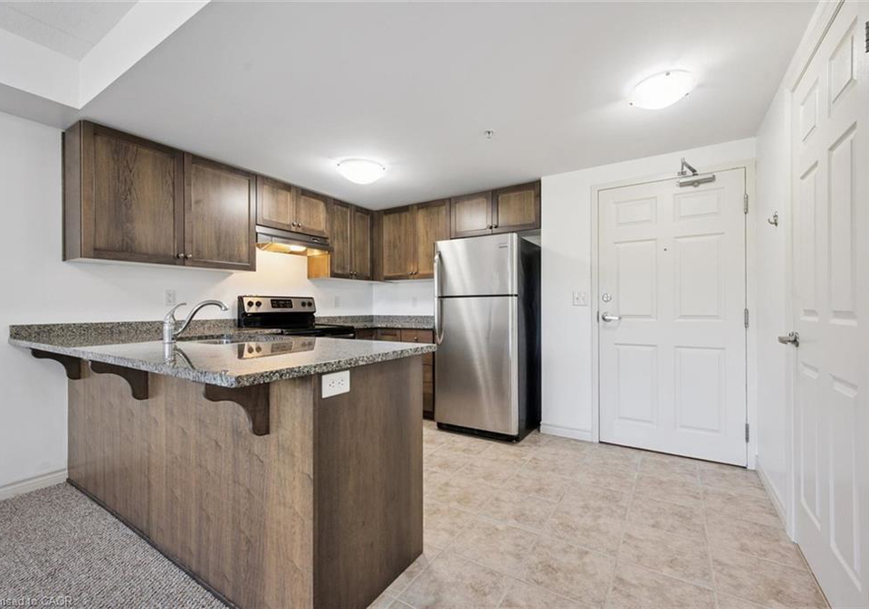 45-kingsbury-square-guelph-ontario-40853910