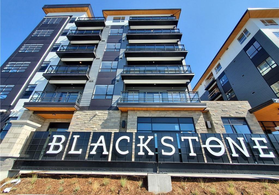 255-northfield-drive-e-waterloo-ontario-40853930