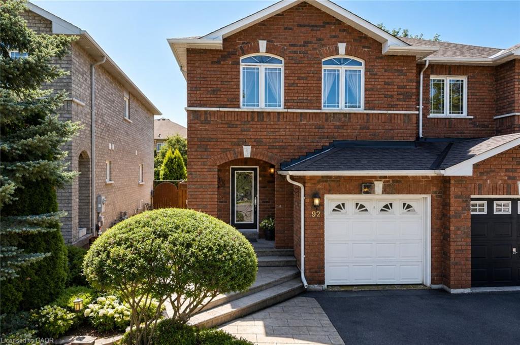 92-blackthorn-drive-maple-ontario-40853939