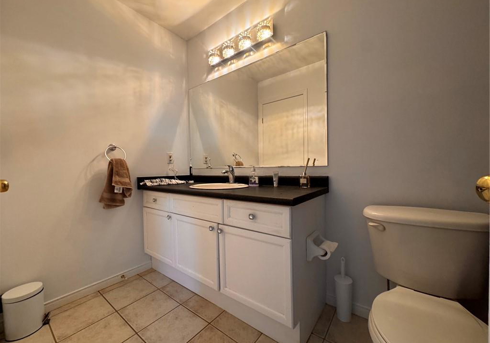 772-zermatt-drive-waterloo-ontario-40853969