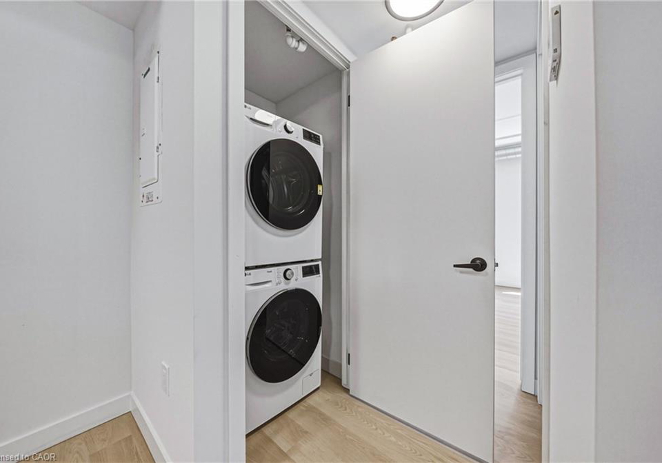 325-james-street-s-hamilton-ontario-40853976