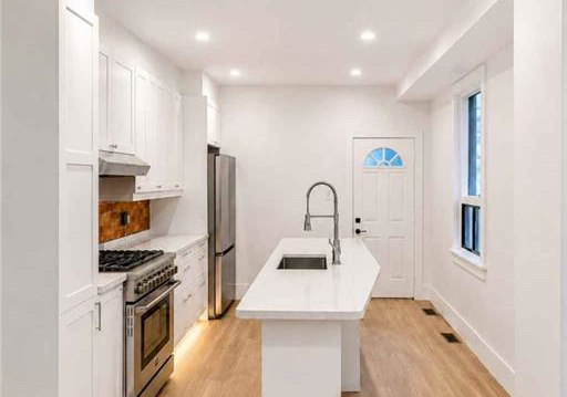 561-wentworth-street-n-hamilton-ontario-40853988