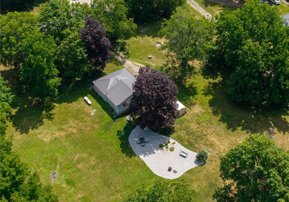 15-middlemiss-avenue-melbourne-ontario-40853993