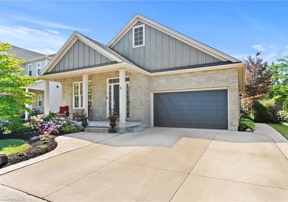 31-pinot-trail-virgil-ontario-40853997