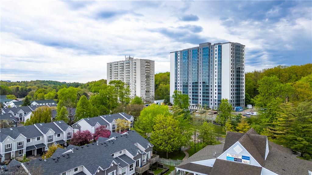 55-green-valley-drive-kitchener-ontario-40854044