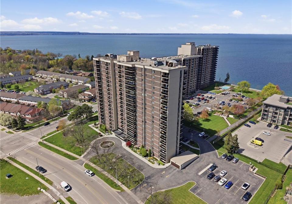 301-frances-avenue-stoney-creek-ontario-40854048