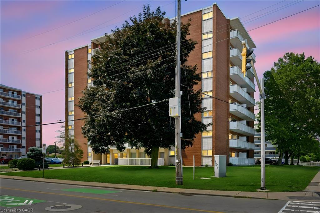 8-woodman-drive-s-hamilton-ontario-40854049