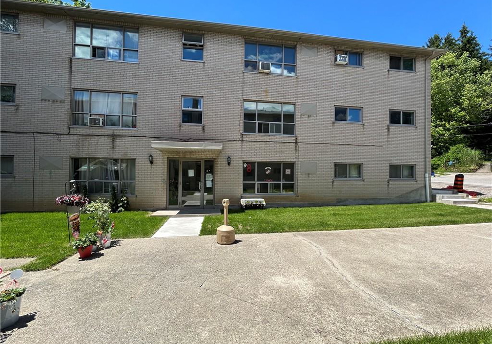 108-creighton-road-dundas-ontario-40854055