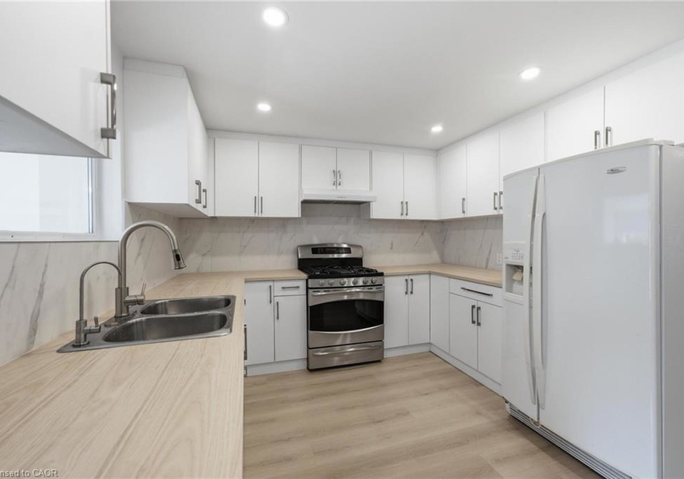 1062-cannon-street-e-hamilton-ontario-40854066