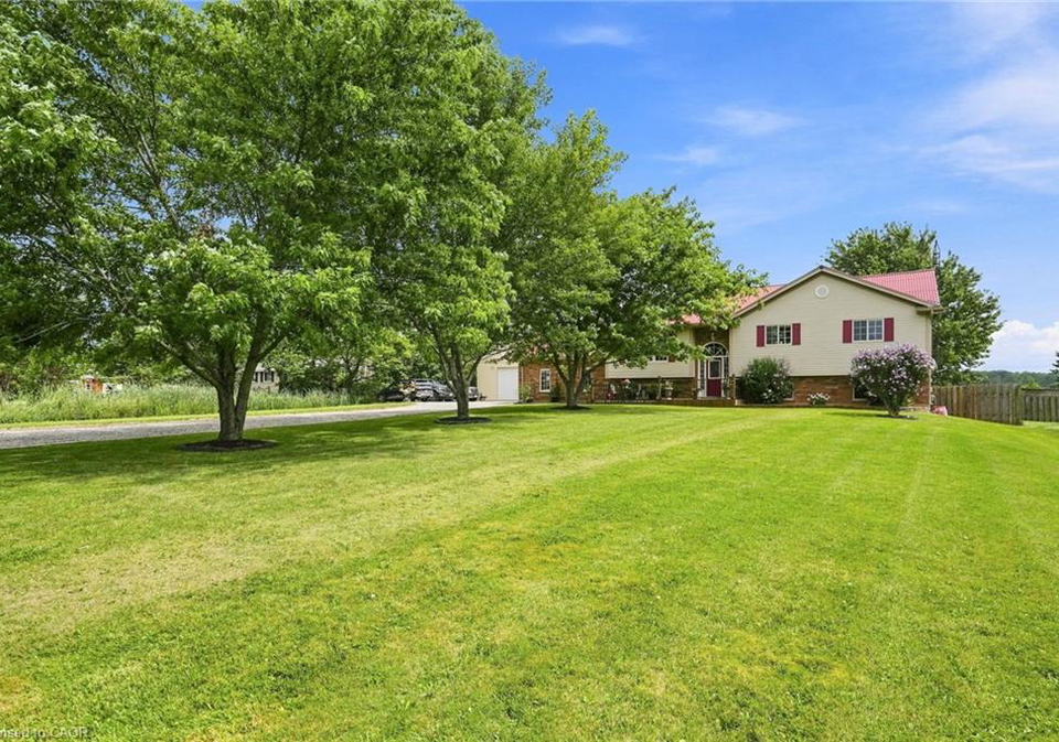 3557-grimsby-road-grassie-ontario-40854068