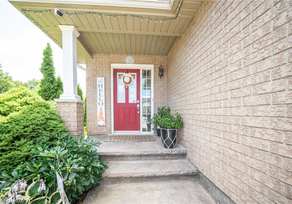 120-yates-avenue-cambridge-ontario-40854081