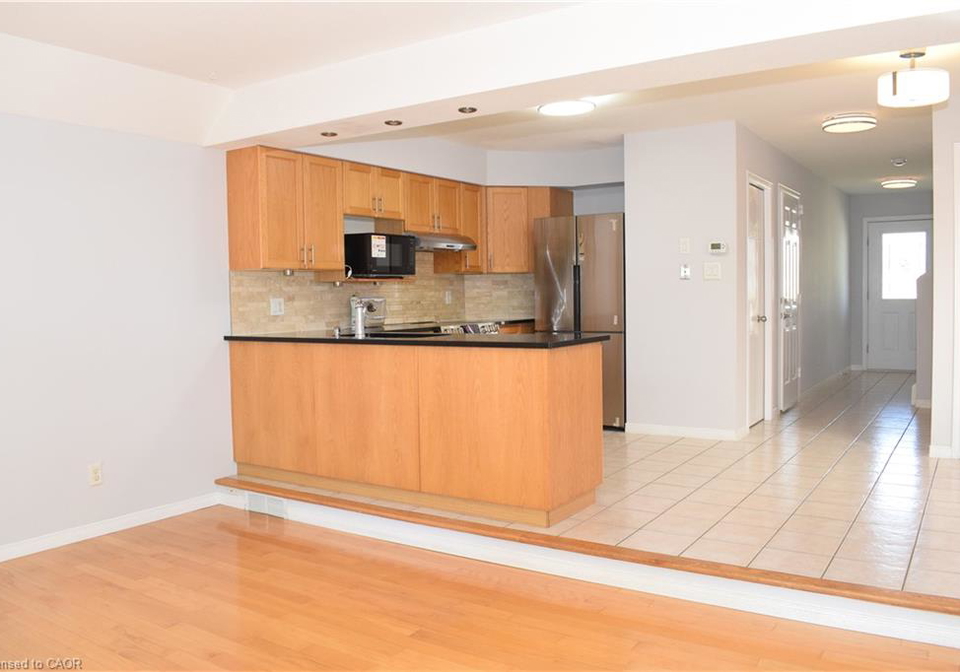 688-star-flower-avenue-waterloo-ontario-40854100