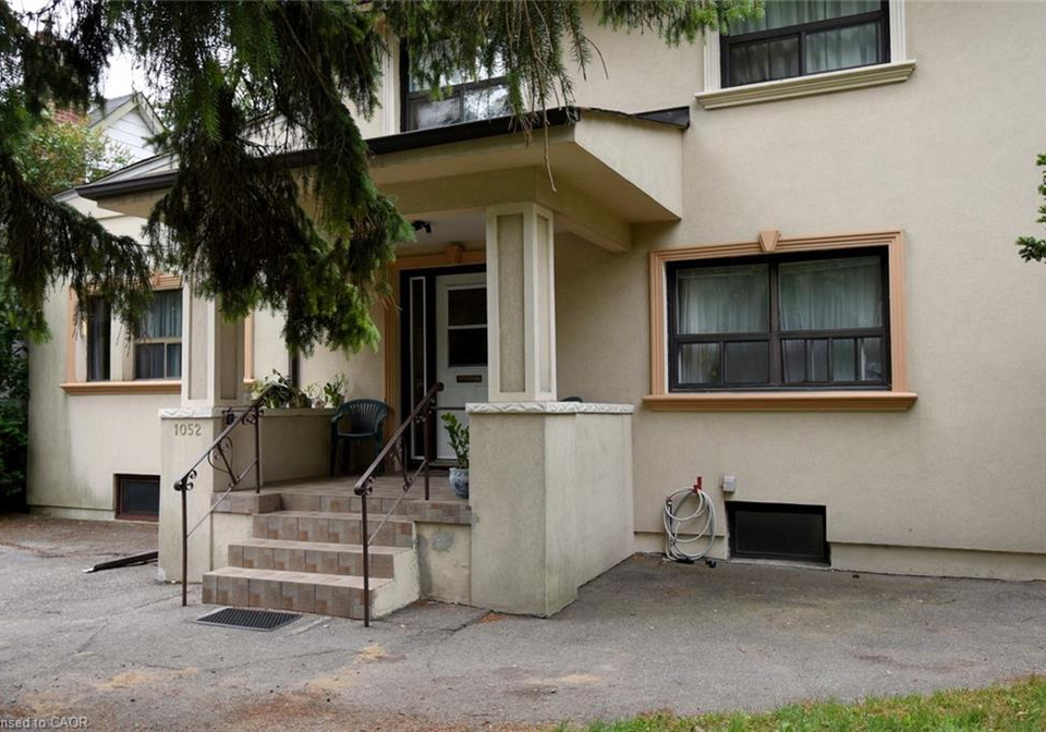 1052-deta-road-mississauga-ontario-40854110