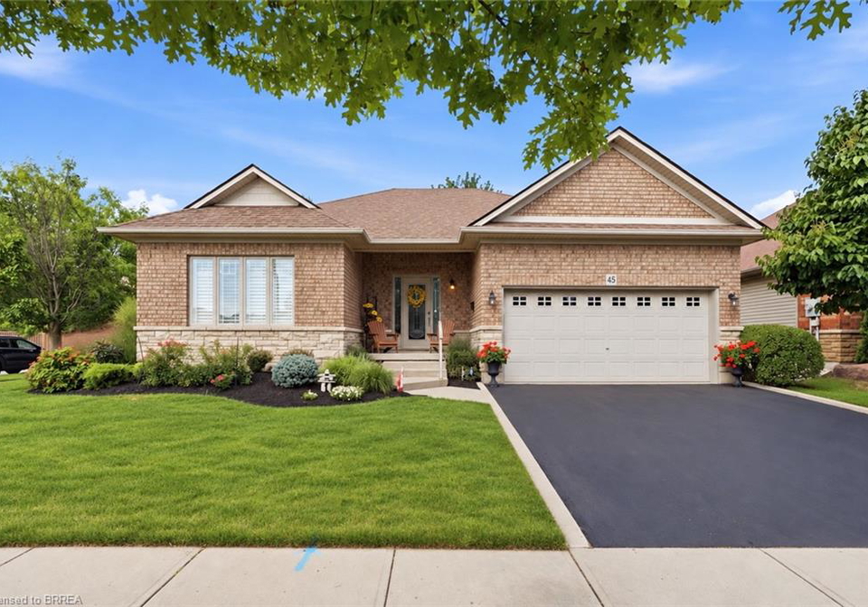 45-irongate-drive-paris-ontario-40854117