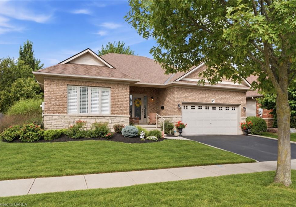 45-irongate-drive-paris-ontario-40854117