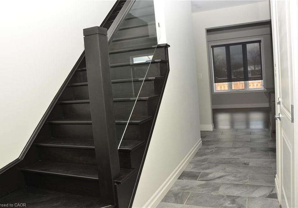 380-lake-street-grimsby-ontario-40854121