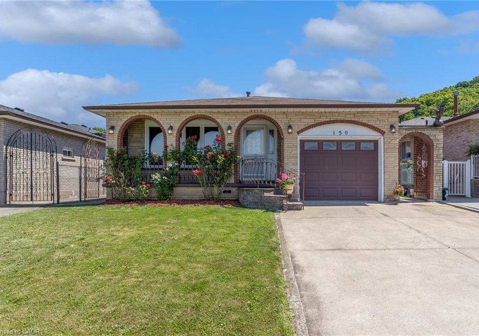 150-marcella-crescent-hamilton-ontario-40854124