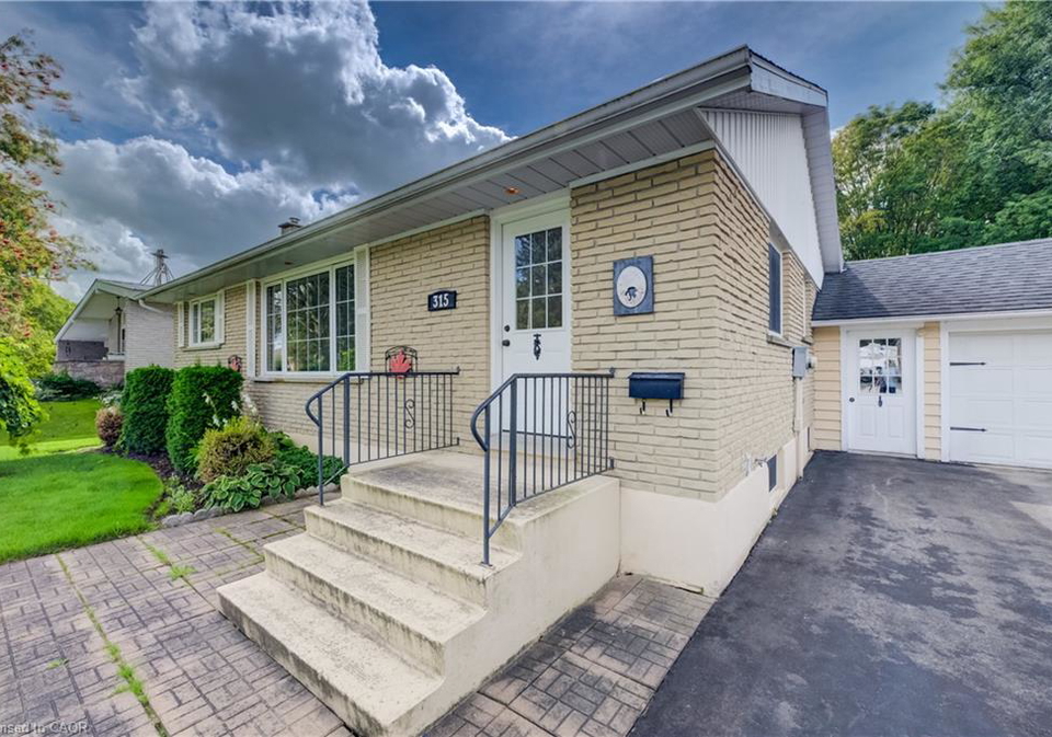 315-perth-street-mount-forest-ontario-40854167