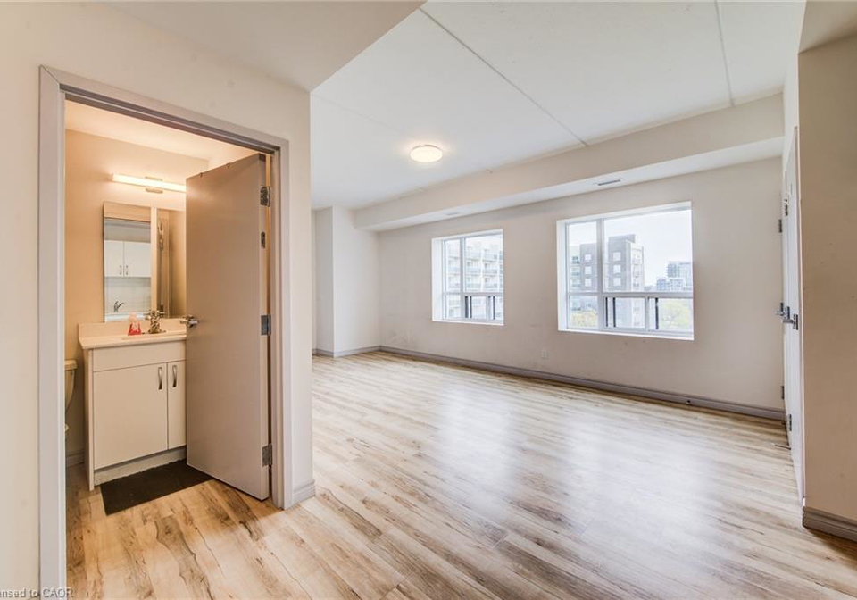269-sunview-street-waterloo-ontario-40854200