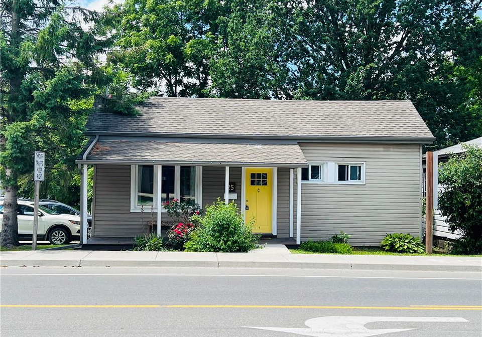 25-huron-street-woodstock-ontario-40854210