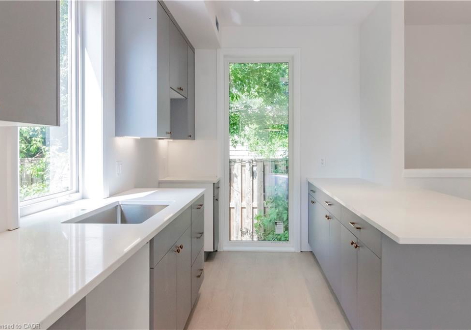 114-madison-avenue-s-kitchener-ontario-40854221