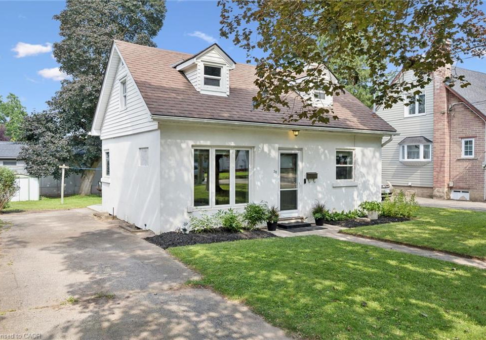 38-belmont-avenue-e-kitchener-ontario-40854261