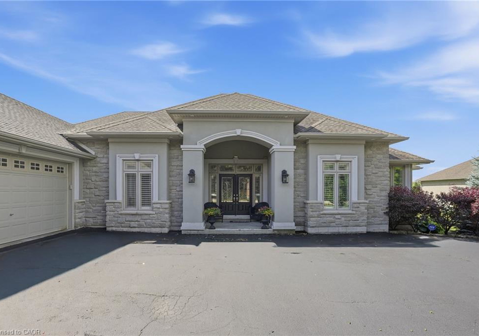 1318-concession-6-w-millgrove-ontario-40854308