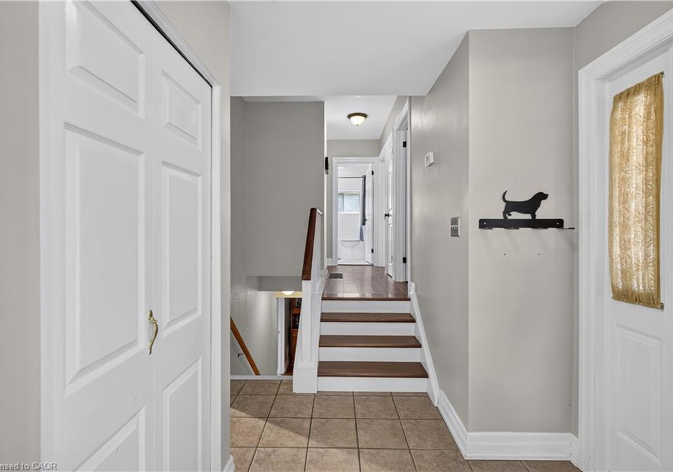 3-cumbrian-court-brampton-ontario-40854318