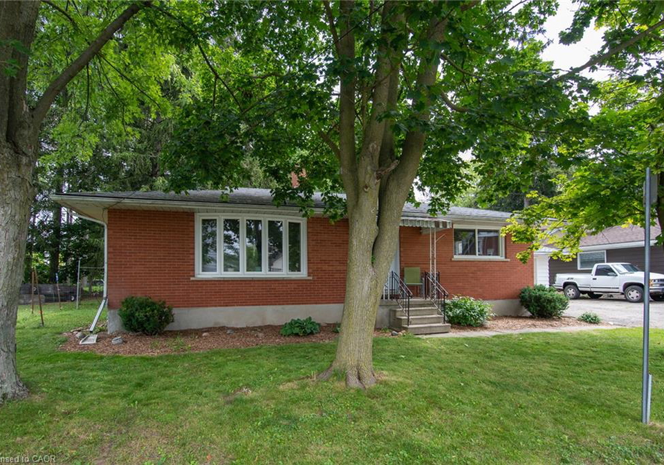 13-lewis-street-new-hamburg-ontario-40854373