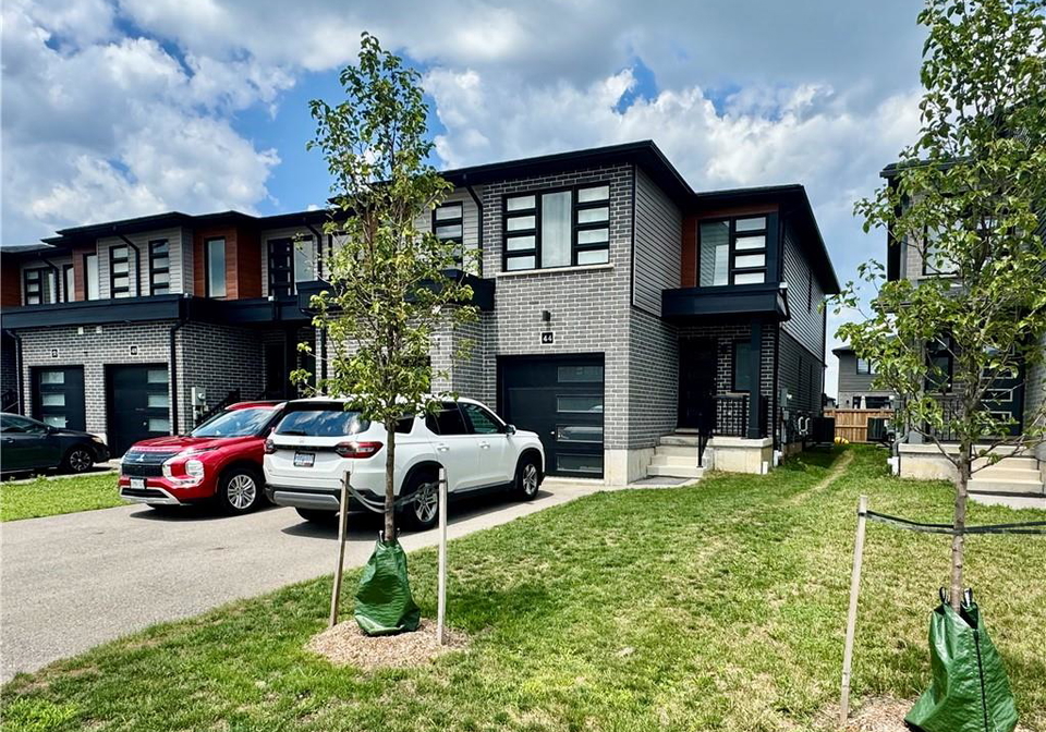 44-wilkinson-avenue-cambridge-ontario-40854383