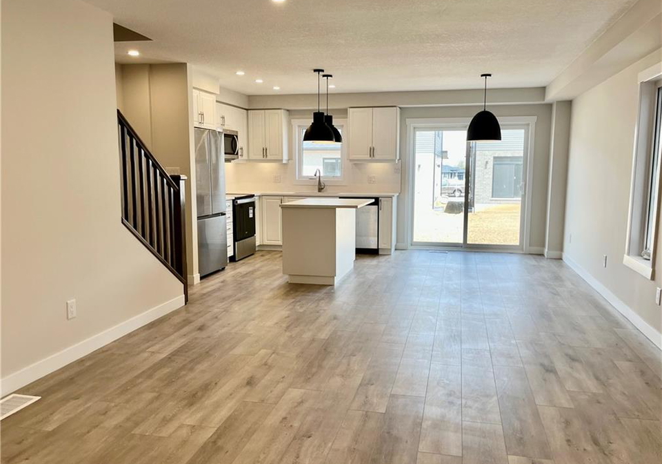 44-wilkinson-avenue-cambridge-ontario-40854383