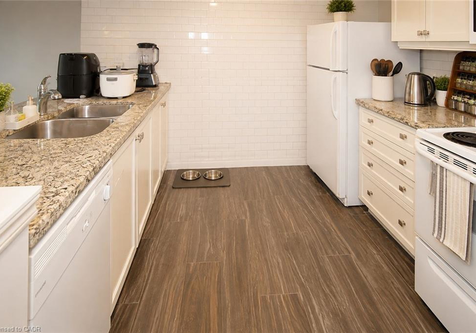 231-westbank-trail-stoney-creek-ontario-40854385