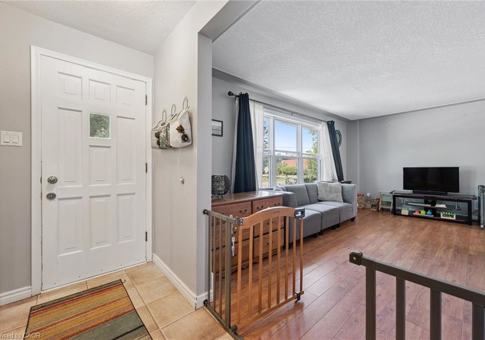 153-fourth-avenue-kitchener-ontario-40854392