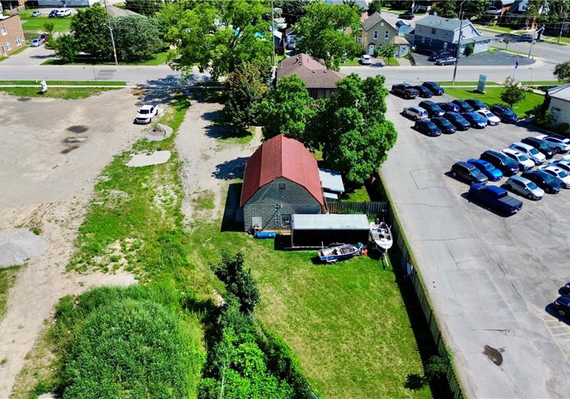 135-sherwood-drive-brantford-ontario-40854400